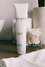 Load image into Gallery viewer, SENTÉ Exfoliating Cleanser - Emerage Cosmetics